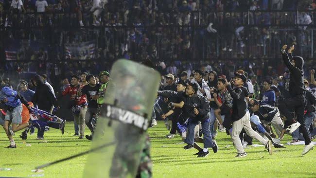 Tragedi Kanjuruhan, Haedar Nashir: Satu Jiwa Saja Sangat Berharga yang Harus Dijaga